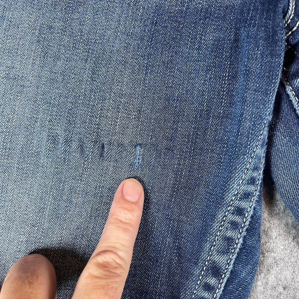 BKE Jeans Women 30L Actual (33x32) Gabby Bootcut‎ Flare Stretch Rodeo *FLAW*